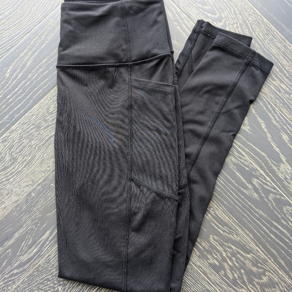 Victoria SPORT black leggings